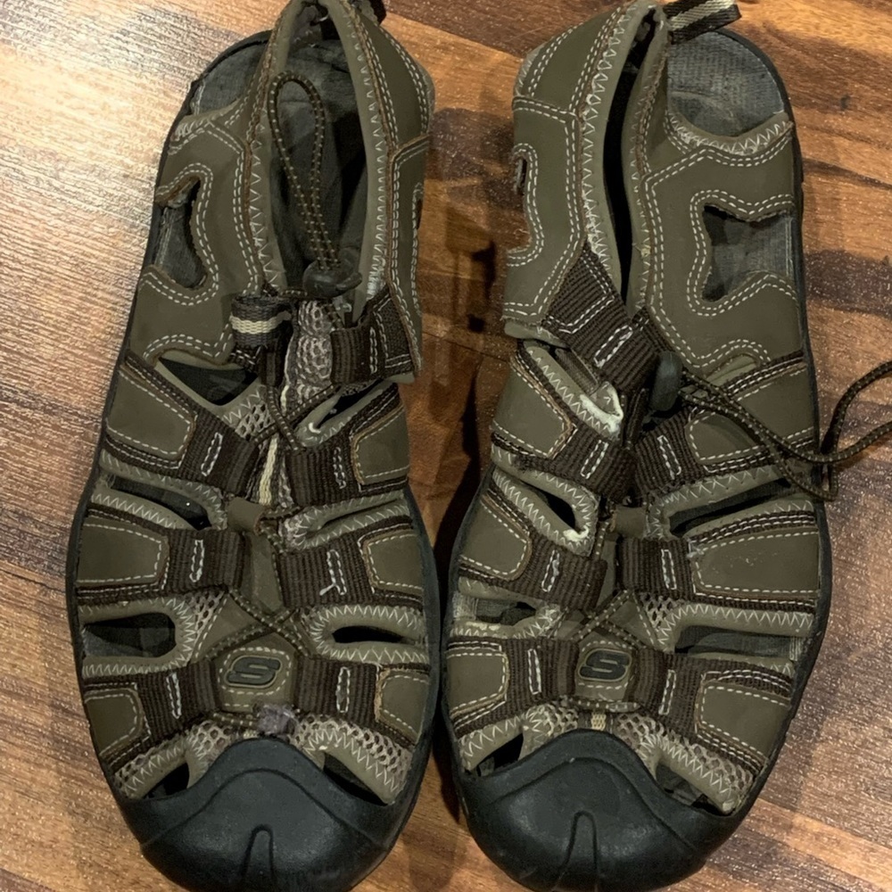Sketchers Hiking Sandal